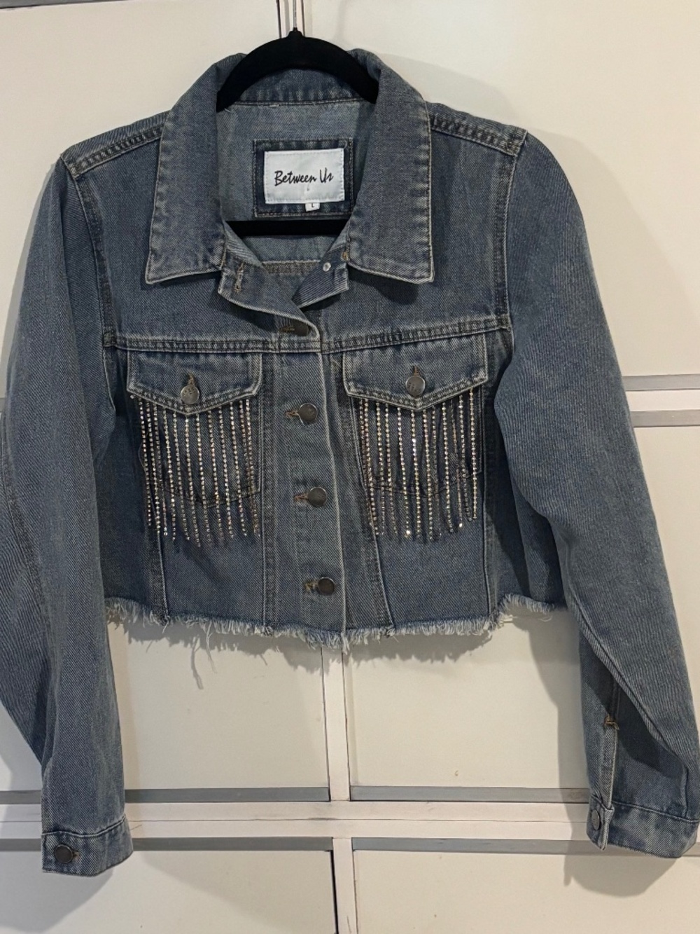 Between Us Denim Cropped Jacket With Rhinestones Sz Large